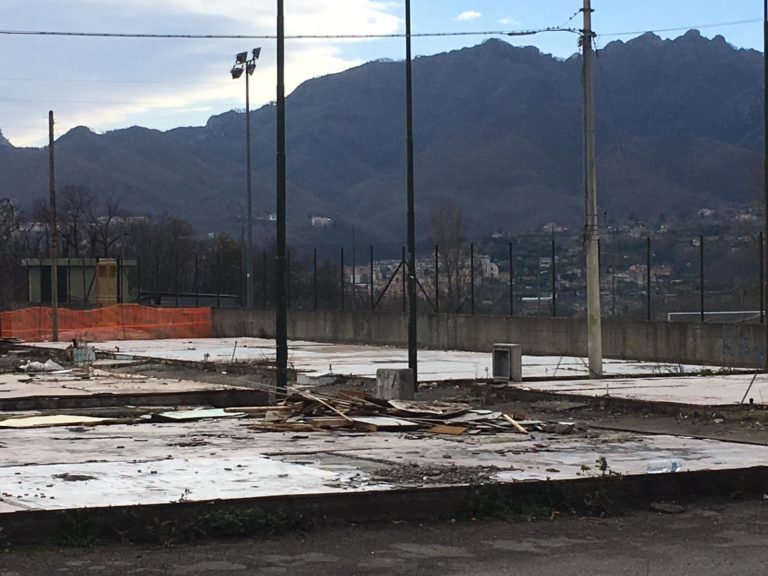 Cava de’ Tirreni, frazione San Pietro sgombera dai prefabbricati