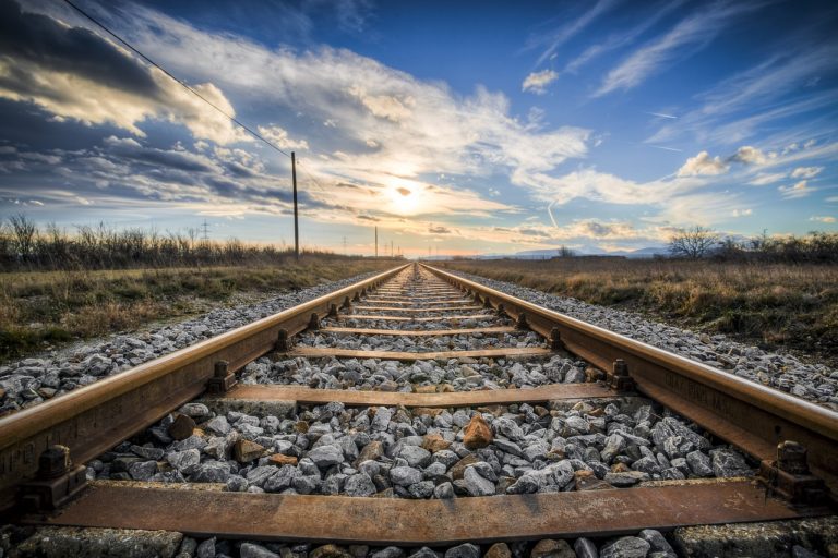 Pontecagnano: tilt alla stazione ferroviaria a causa di un fulmine