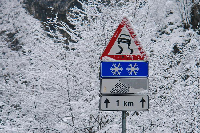 Salerno, netto calo delle temperature e neve sui monti