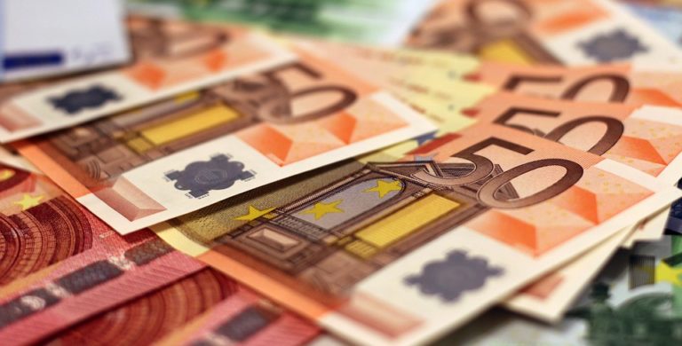 Campania, SuperEnalotto: tripletta di “5”, vincita di quasi 19mila euro a Trentinara