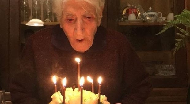 Cilento: festa per Nonna Rosa che compie 108 anni