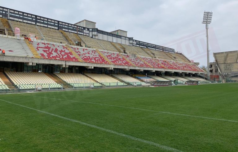 Bombe carta allo Stadio Arechi, DASPO per tre tifosi granata