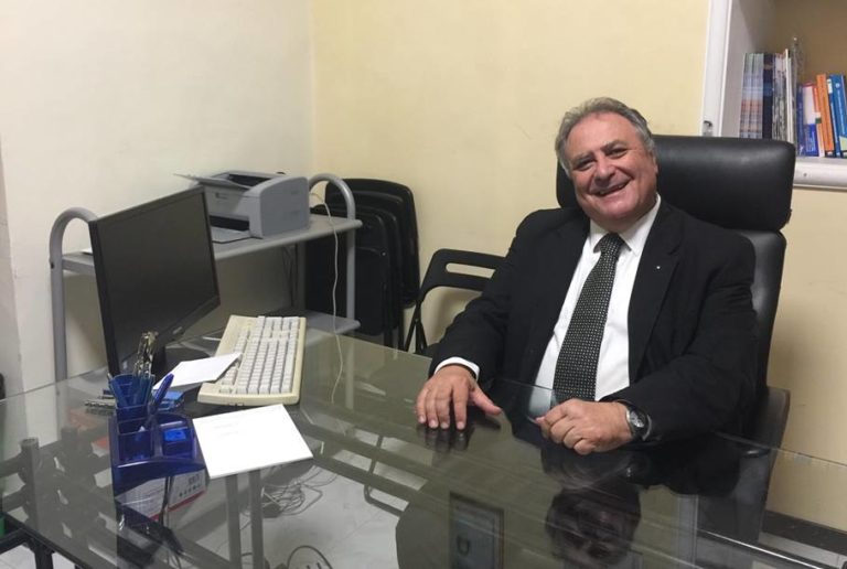 Salerno, denuncia Csa: “Cadono calcinacci nel comando della Polizia Municipale”