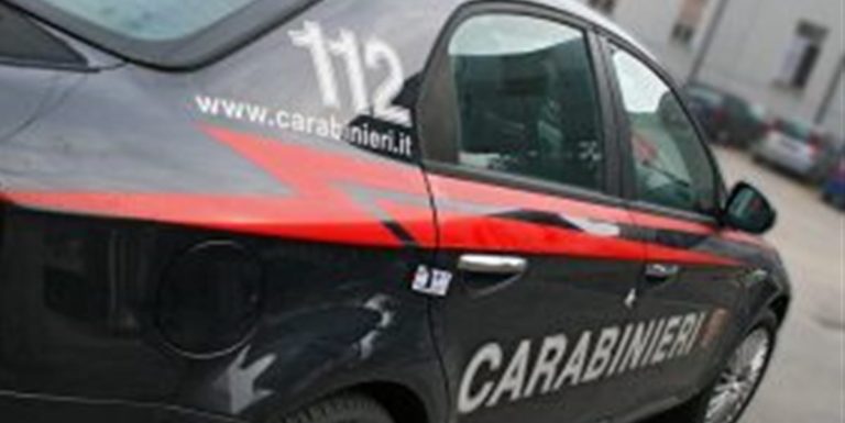 Scafati, nigeriano assale passanti e ferisce un carabiniere