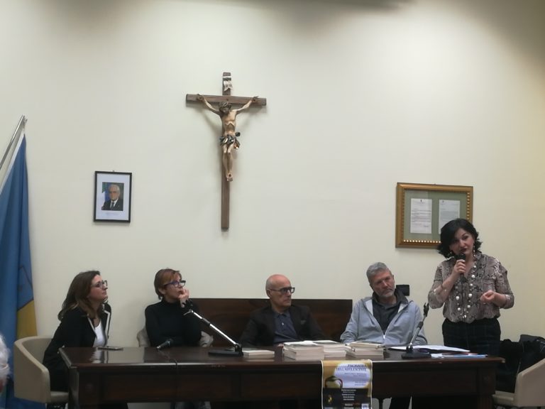 Battipaglia: conferenza e presentazione del libro “Psichiatria dell’adolescente”