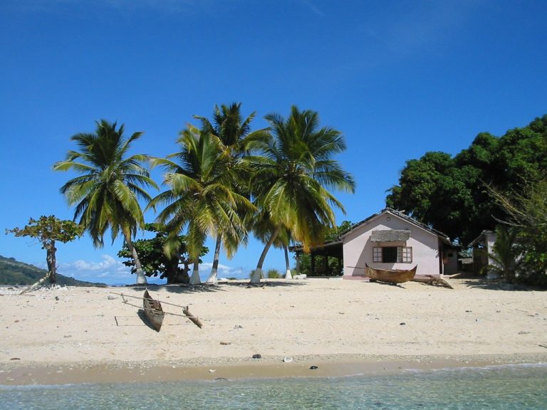 Un viaggio in Madagascar diventa una truffa da migliaia di euro