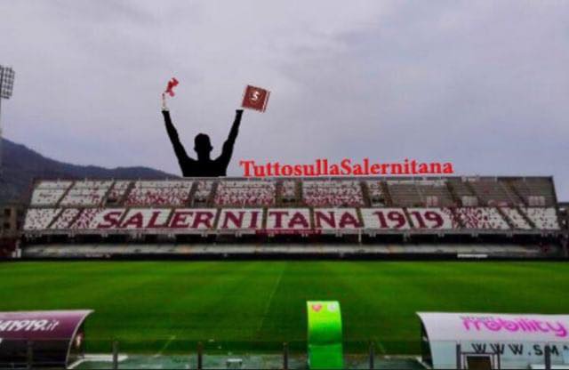 Stadio Arechi, ultimata la scritta “Salernitana 1919” nei distinti