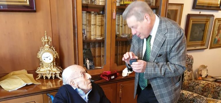 Due medici salernitani centenari premiati dal Presidente D’Angelo