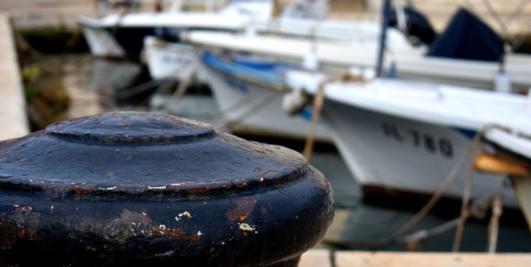 Approdo covid-free a Salerno, il porto Marina d’Arechi hub vaccinale