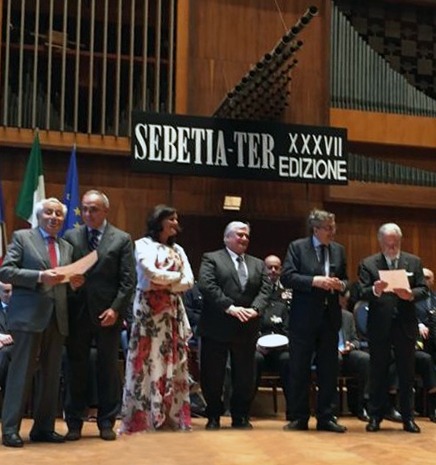 Il DG del “Ruggi” di Salerno Giuseppe Longo ritira il Premio Internazionale “Sebetia-Ter”