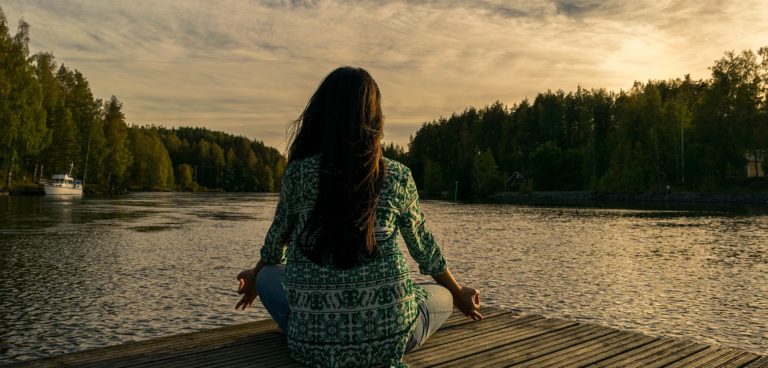 Baronissi: il 21 e 28 luglio lezioni gratuite di yoga al parco melissa bassi