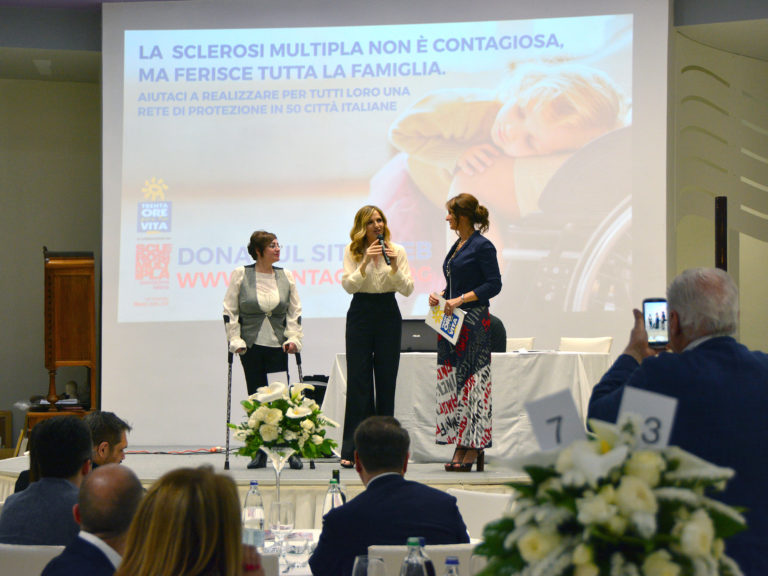 A Pontecagnano Faiano Lorella Cuccarini a sostegno di un progetto per la sclerosi multipla