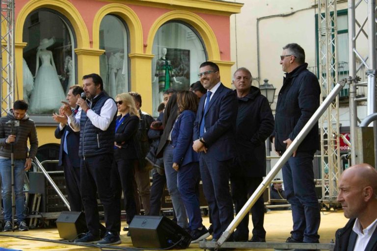 Salerno, Salvini da Piazza Portanova: “Spero Tommasetti possa andare a Bruxelles”
