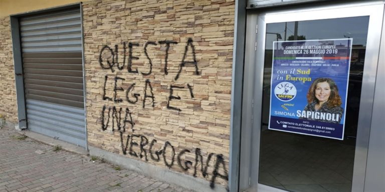 Battipaglia: scritte anti-Lega sui muri della città. Parla Sapignoli