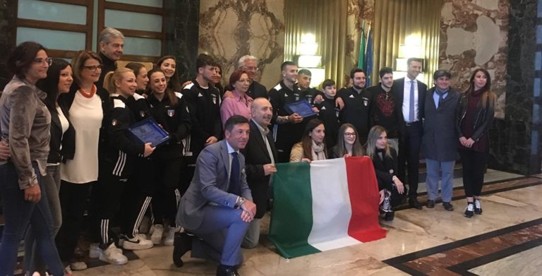 Ginnastica Salerno, a Palazzo di Città l’amministrazione comunale incontra gli atleti