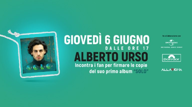 Alberto Urso, il vincitore di Amici, a Le Cotoniere per firmare le copie dell’album “Solo”