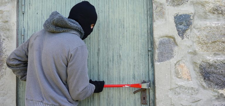 Giffoni Sei Casali, escalation di furti nelle ultime ore