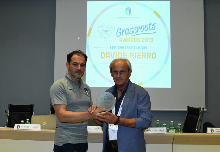 Pontecagnano: Davide Pierro vince il “Best Grassroots Leader” della FIGC