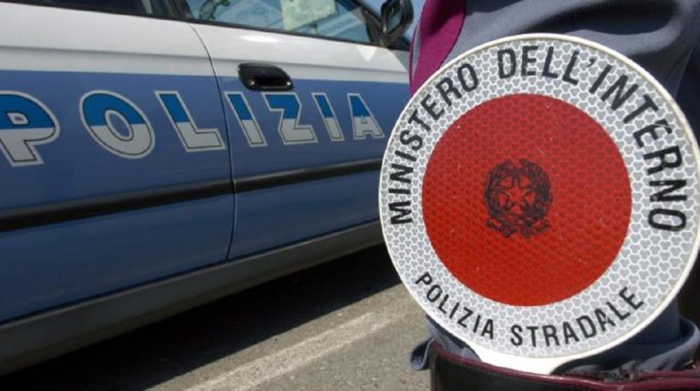 Salerno, la Polizia di Stato ricorda gli agenti vittime di attentato terroristico nell’82