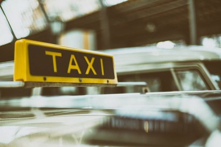 Cava de’ Tirreni, con il nuovo anno parte il servizio taxi