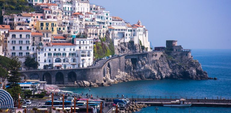 Amalfi, muore turista americana in un albergo del luogo