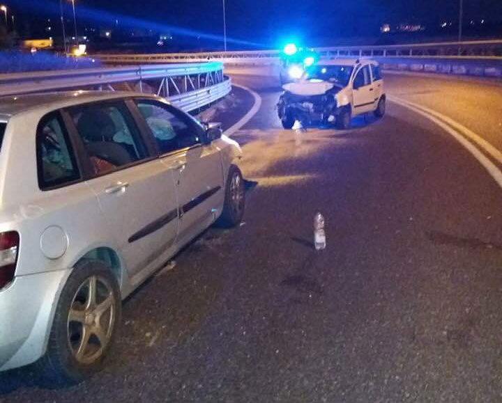 Battipaglia, grave incidente sulla rampa autostradale