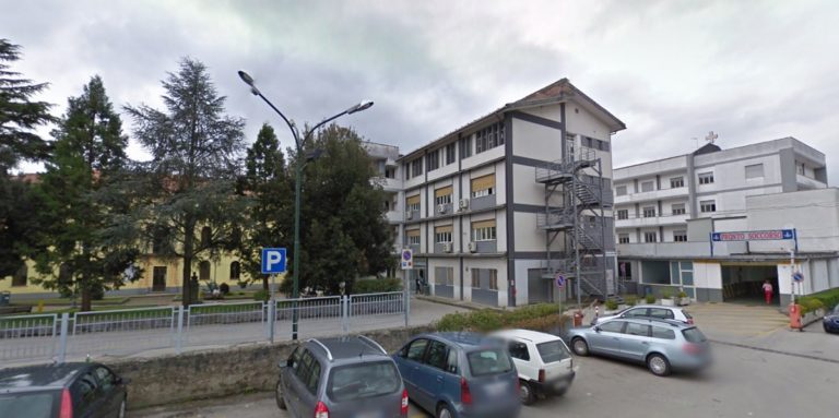 SOS Covid all’ospedale di Polla: operatori sanitari bloccati da venerdì