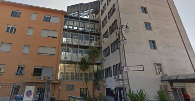 Agropoli, 37enne tenta il suicidio: ricoverato all’ospedale San Luca