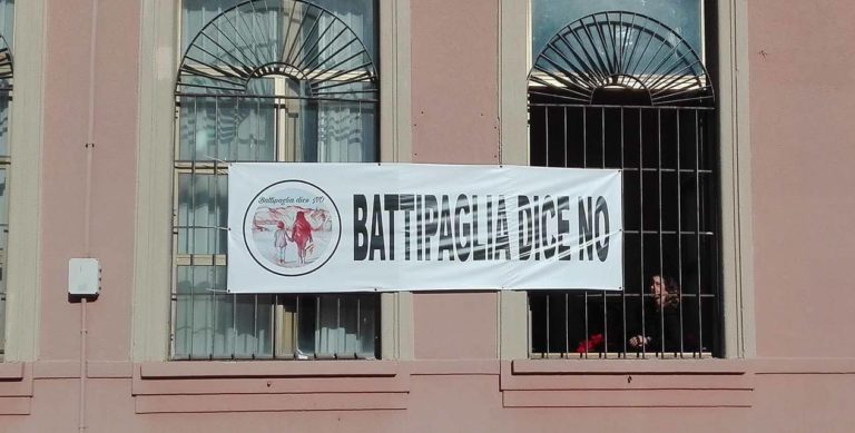 Comitato Battipaglia Dice No: la nota per l’incendio divampato nella zona industriale