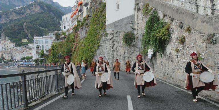 Amalfi: il giapponese Hidenobu Jinnai è il nuovo Magister di Civiltà Amalfitana