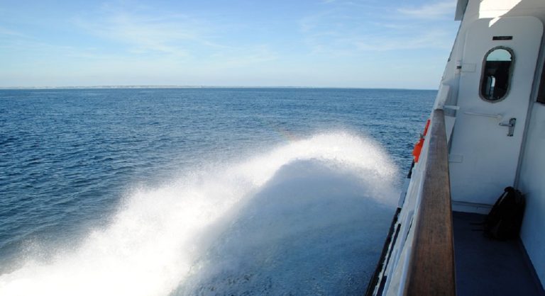 Sapri, partono i traghetti per le Isole Eolie: ecco gli orari