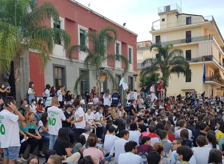 Gli studenti del “Medi” sono la rivoluzione ecologica che serve a Battipaglia