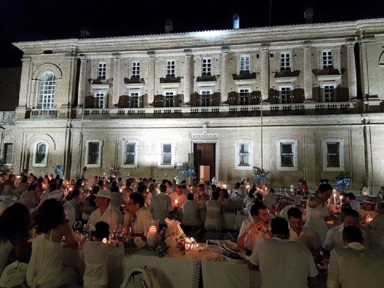 Mercato San Severino: svelata la location della Cena in Bianco