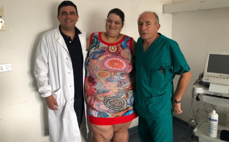 Salerno, donna di 225 chili partorisce alla 34esima settimana