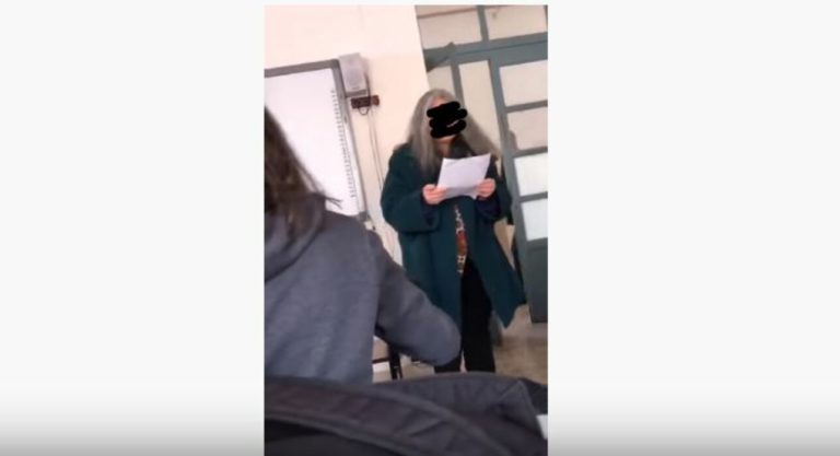 Professoressa derisa in un istituto di Salerno: il video diventa virale