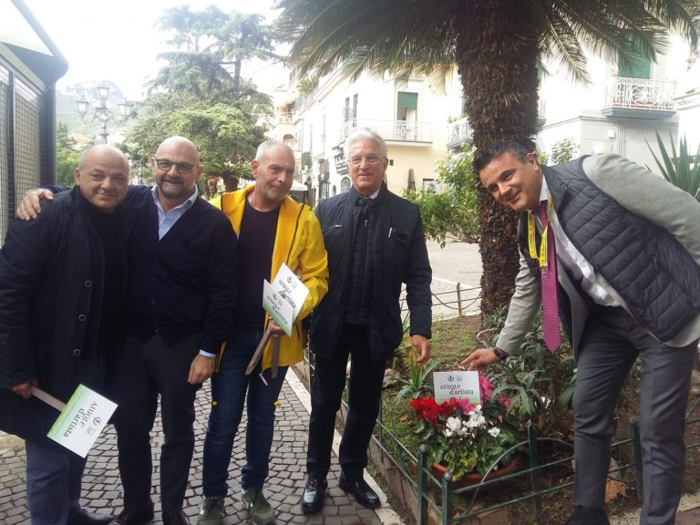 Aiuole d’Artista, fiori e piante per adornare la passeggiata di via Roma