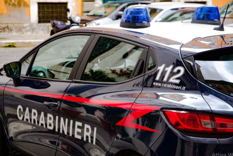 Pontecagnano Faiano, blitz e controlli dei carabinieri in stazione