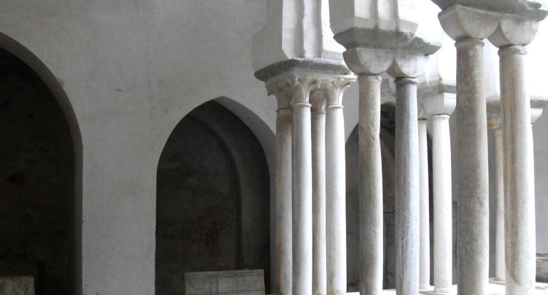 Amalfi, tracce di sepolture medioevali al Duomo