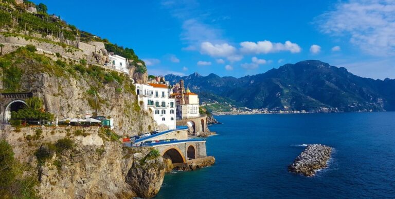 Paura ad Amalfi: tromba d’acqua sfiora la costa , nessun ferito