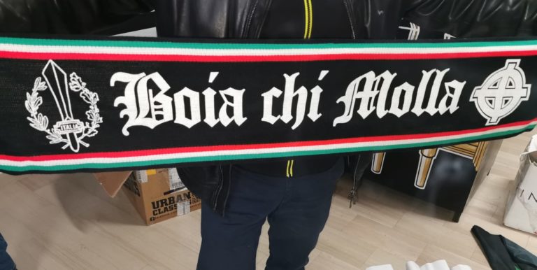 Ultras facinorosi allo stadio di Nocera: perquisiti simboli nazisti