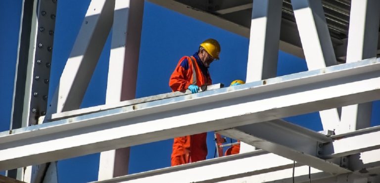 Salerno: operaio muore dopo 6 settimane. Era precipitato nel vuoto durante il lavoro