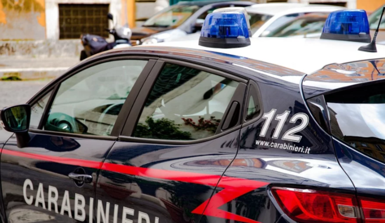 Salerno, non si ferma all’alt. 17enne bloccato nel centro storico