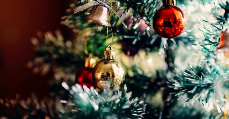 Roccapiemonte: a Villa Silvia l’albero di Natale più grande d’Italia