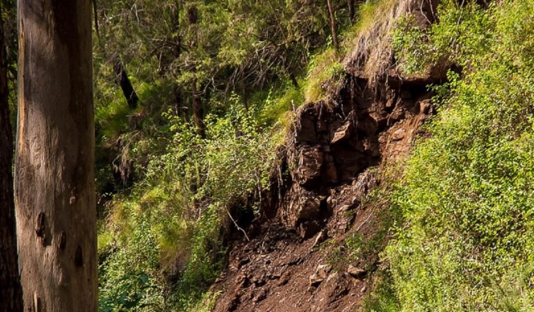 Costiera Amalfitana, ancora frane e paura a Capo d’Orso