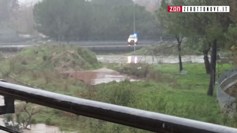 Battipaglia, Tusciano in piena. Protezione civile interrompe il transito