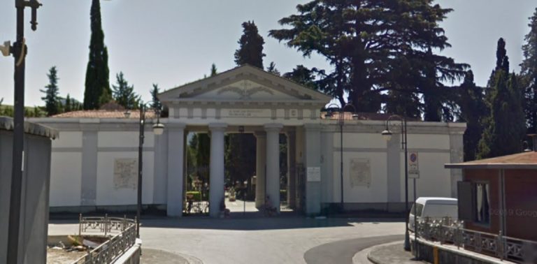 Nocera Inferiore, gli orari per l’accesso al Cimitero Comunale