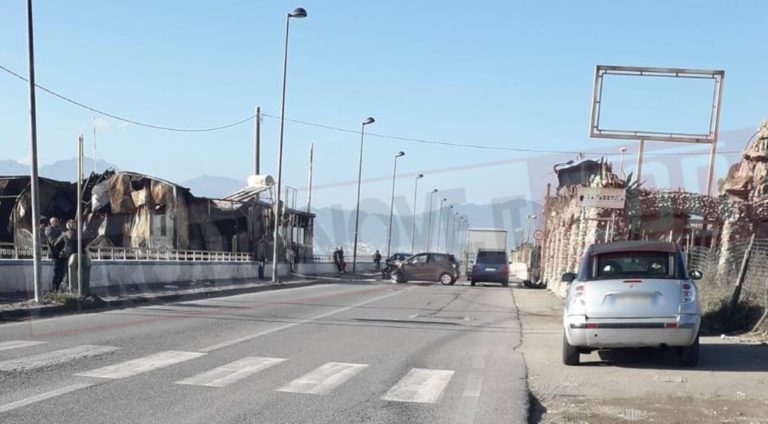 Pontecagnano, incidente in litoranea: coinvolte due automobili