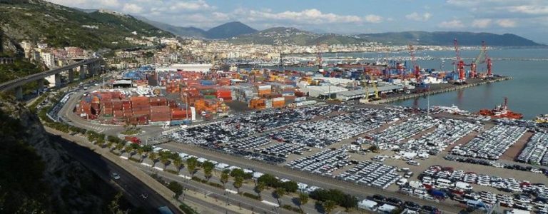 Porto di Salerno: sequestrate 50 tonnellate di pellet con marchio contraffatto