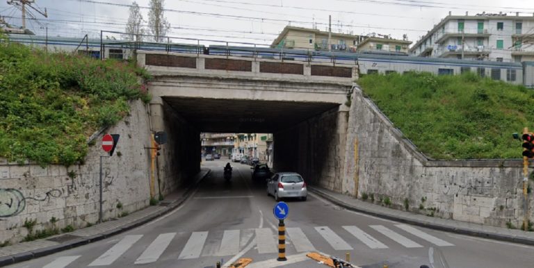 Salerno, cambia il senso unico del sottopasso in via Mobilio/via Torrione