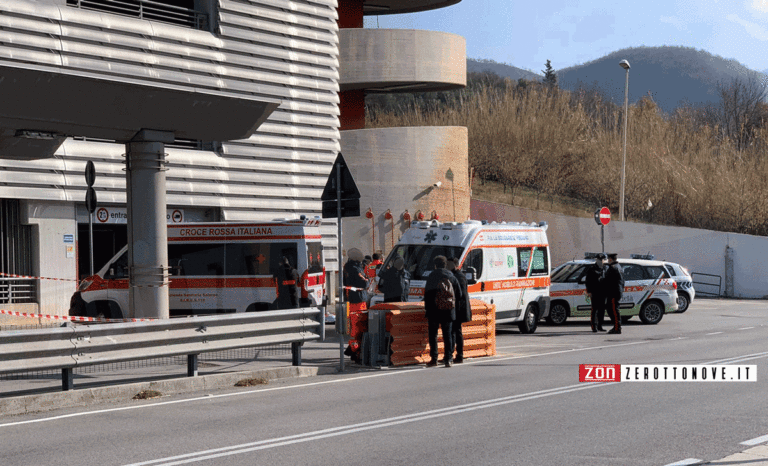 Tragedia a Fisciano, morta ragazza nei pressi del parcheggio multipiano dell’Unisa